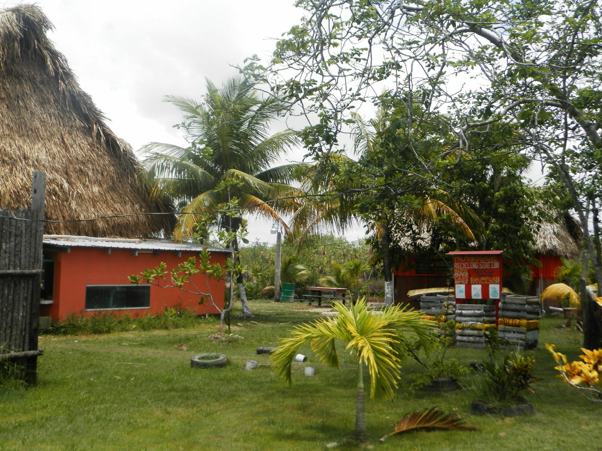 Palmento Grove Cultural And Fishing Lodge Хопкинс Экстерьер фото